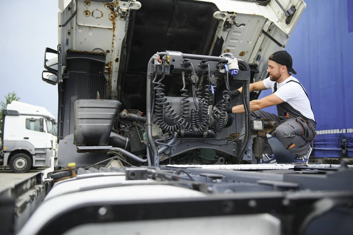 Trailer-repair-services
